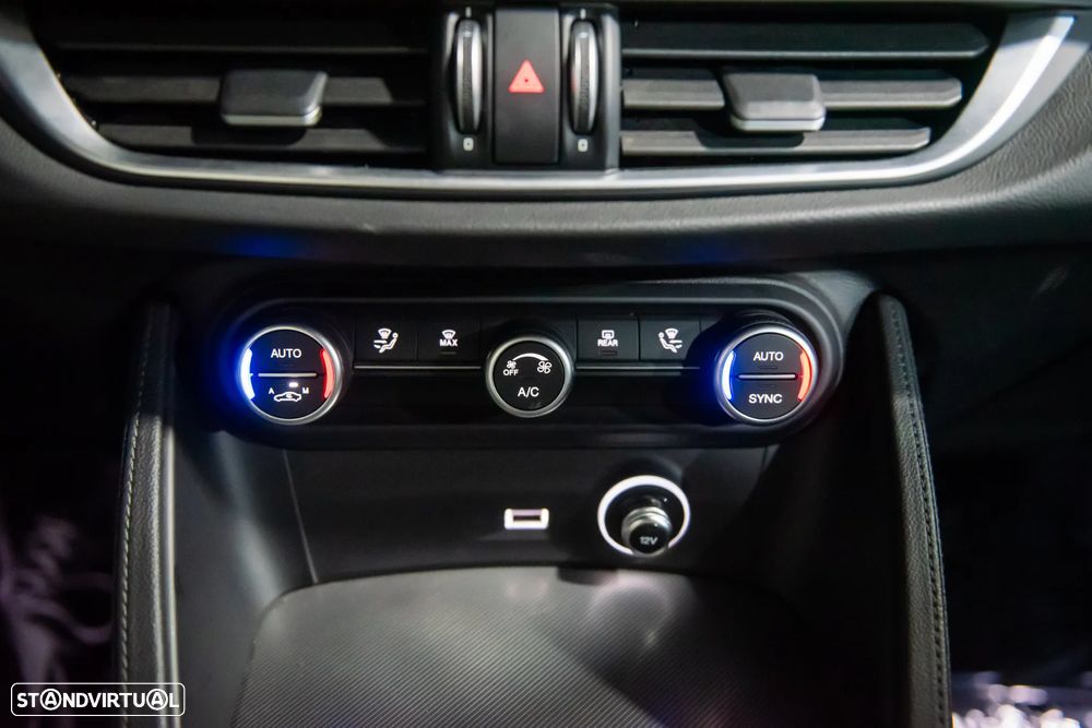 Alfa Romeo Stelvio 2.2 D Sprint AT8 - 27