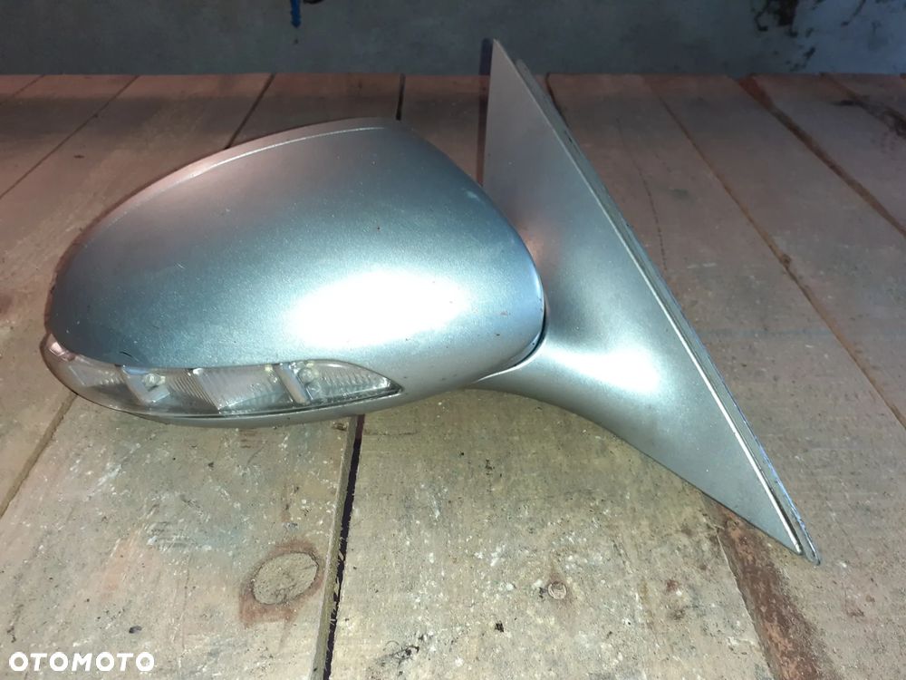 Mercedes S-klasa W221 Lusterko Prawe 11 Pinów