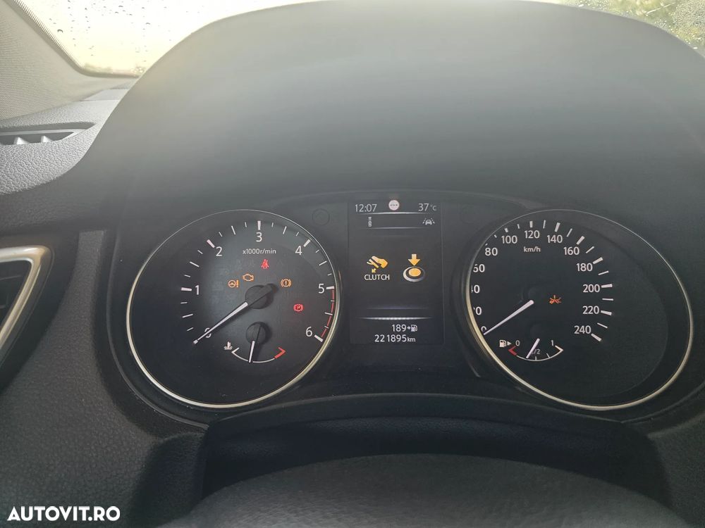Nissan Qashqai - 13