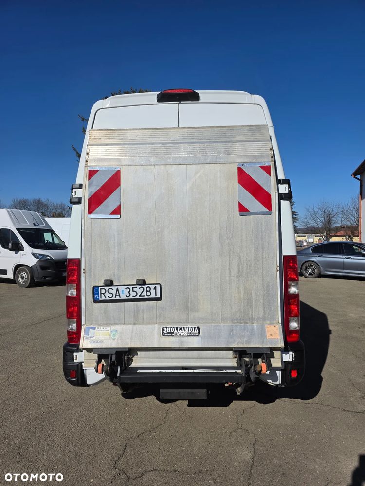 Iveco DAILY 35S15 - 8