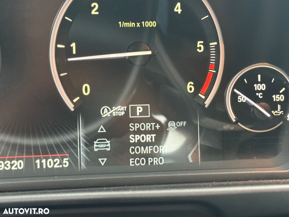 BMW Seria 5 525d xDrive Touring Aut. - 18