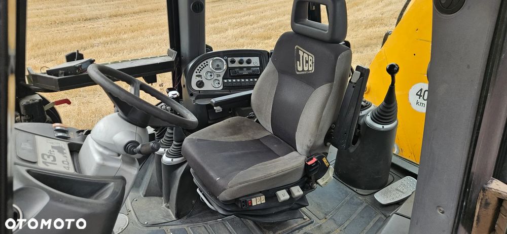 JCB 3CX - 7