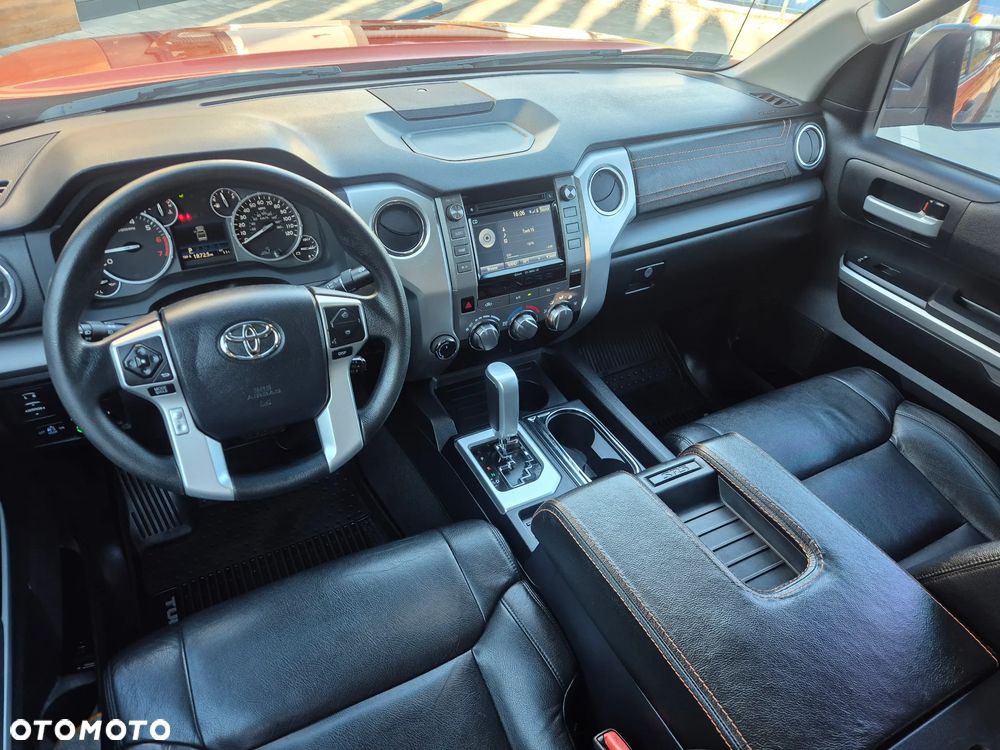 Toyota Tundra 5.7 4x4 Double Cab SR5 - 13