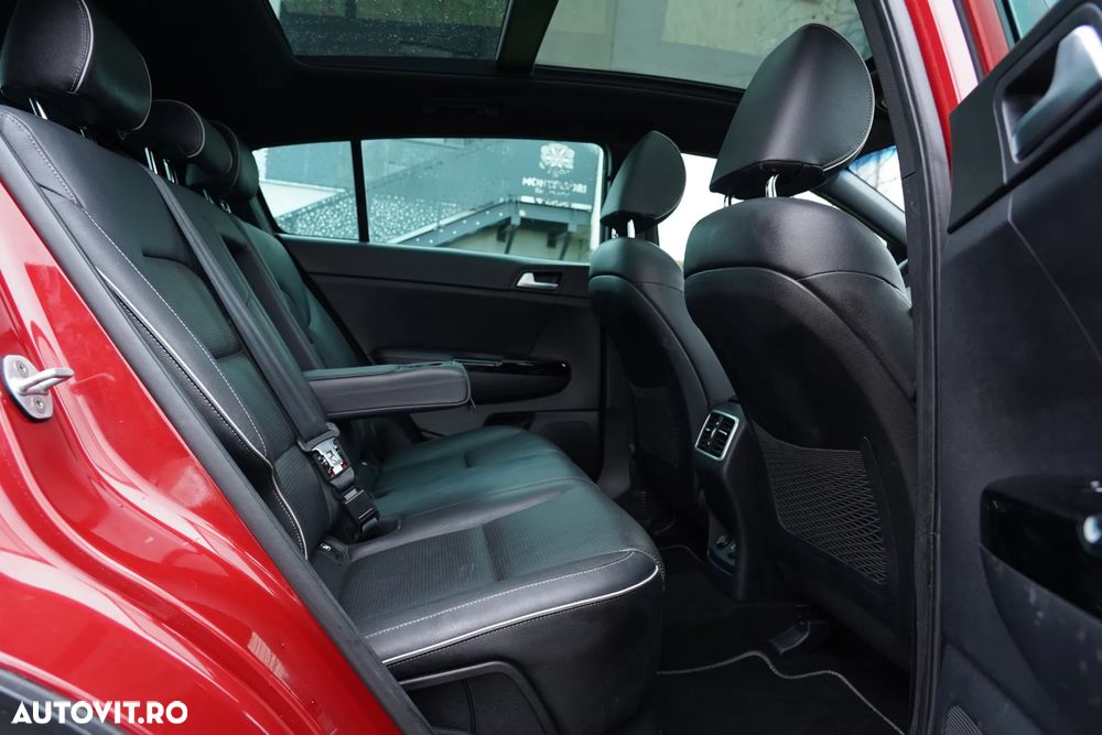 Kia Sportage - 16