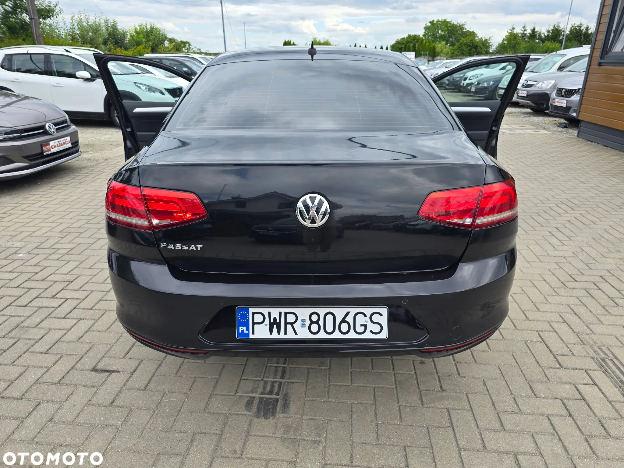 Volkswagen Passat - 24