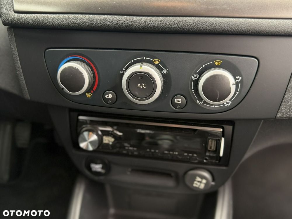 Renault Megane - 25
