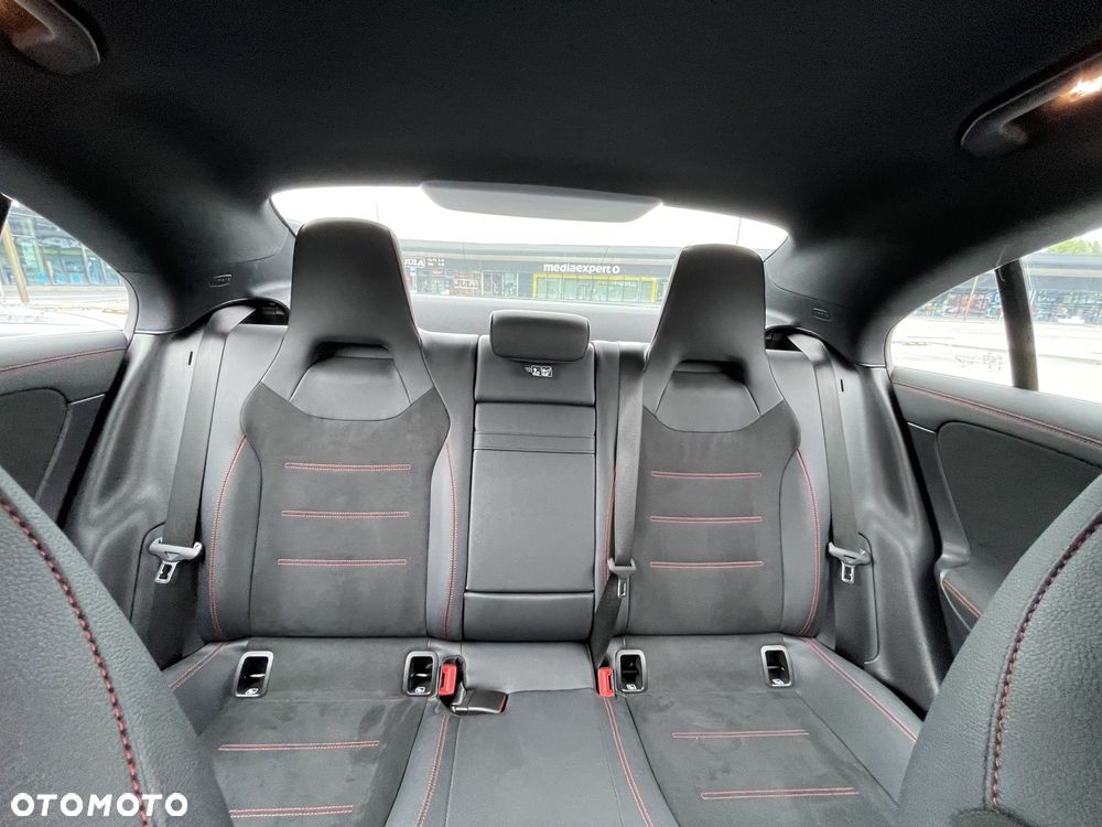Mercedes-Benz CLA 200 mHEV AMG Line 7G-DCT - 38