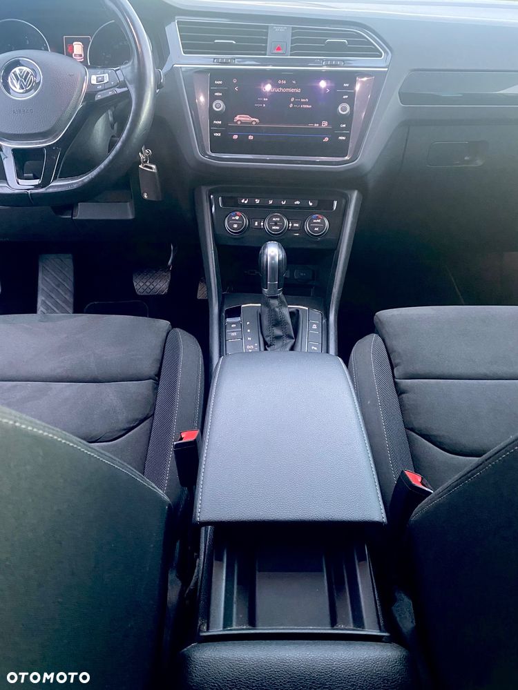 Volkswagen Tiguan - 19