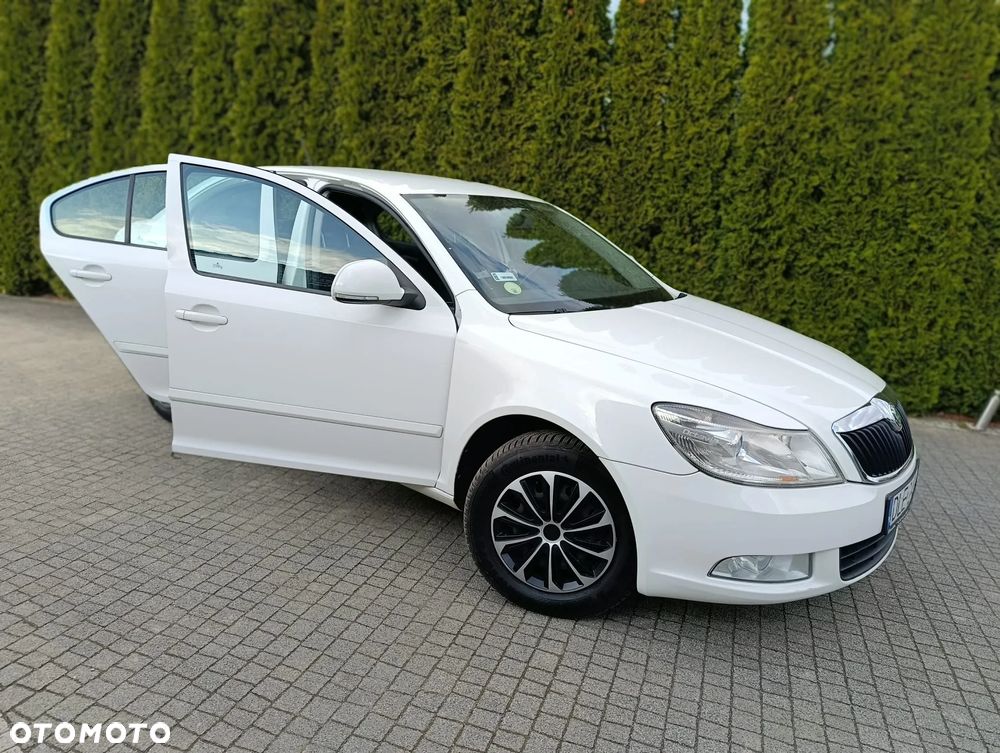 Skoda Octavia 1.6 TDI DPF DSG Active - 17