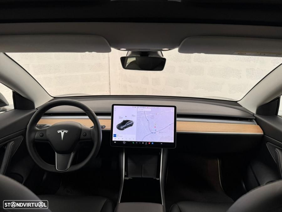 Tesla Model 3 Standard Range Plus RWD - 2
