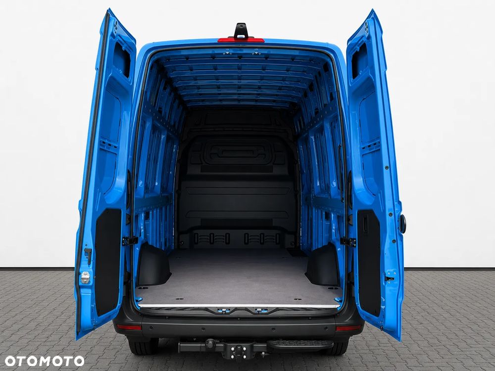 Mercedes-Benz Sprinter - 3
