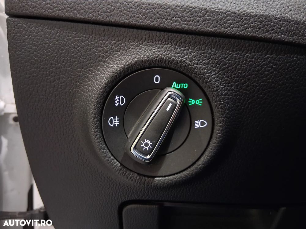 Skoda Superb 2.0 TDI DSG Ambition - 15