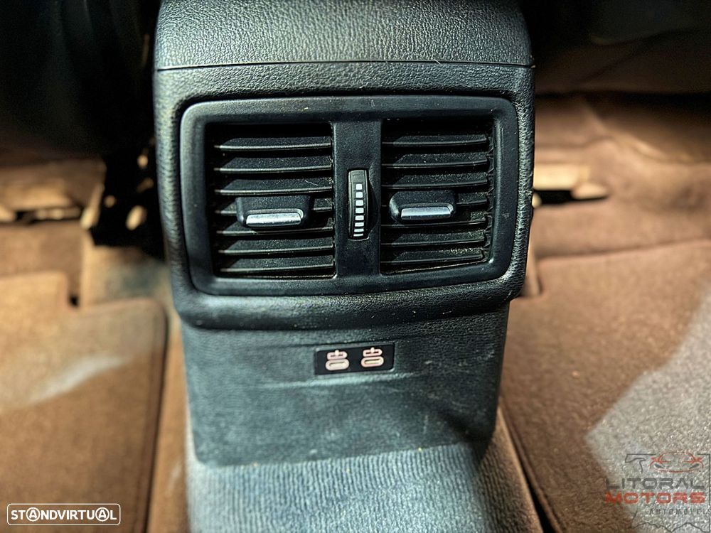 BMW X1 20 d xDrive Auto xLine - 37