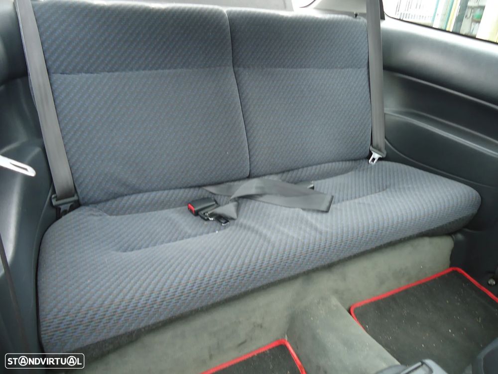 Honda Civic 1.4i S - 9