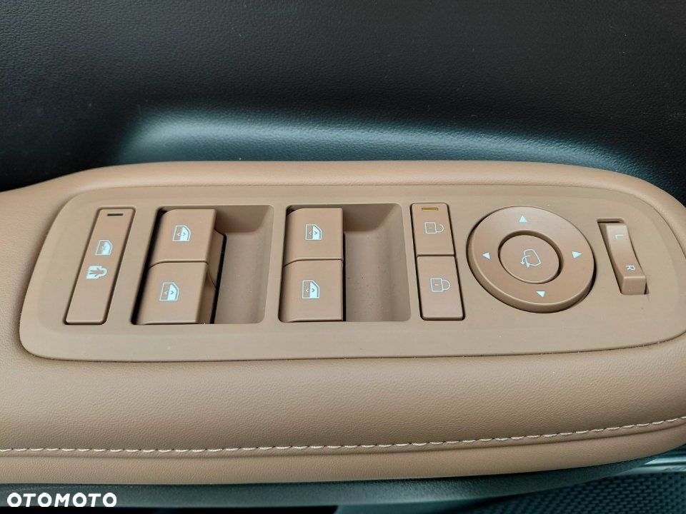 Hyundai Santa Fe - 34