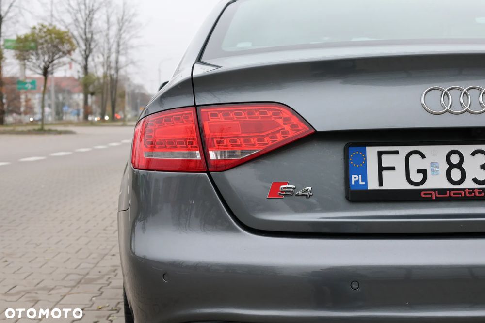 Audi S4 Limousine - 31