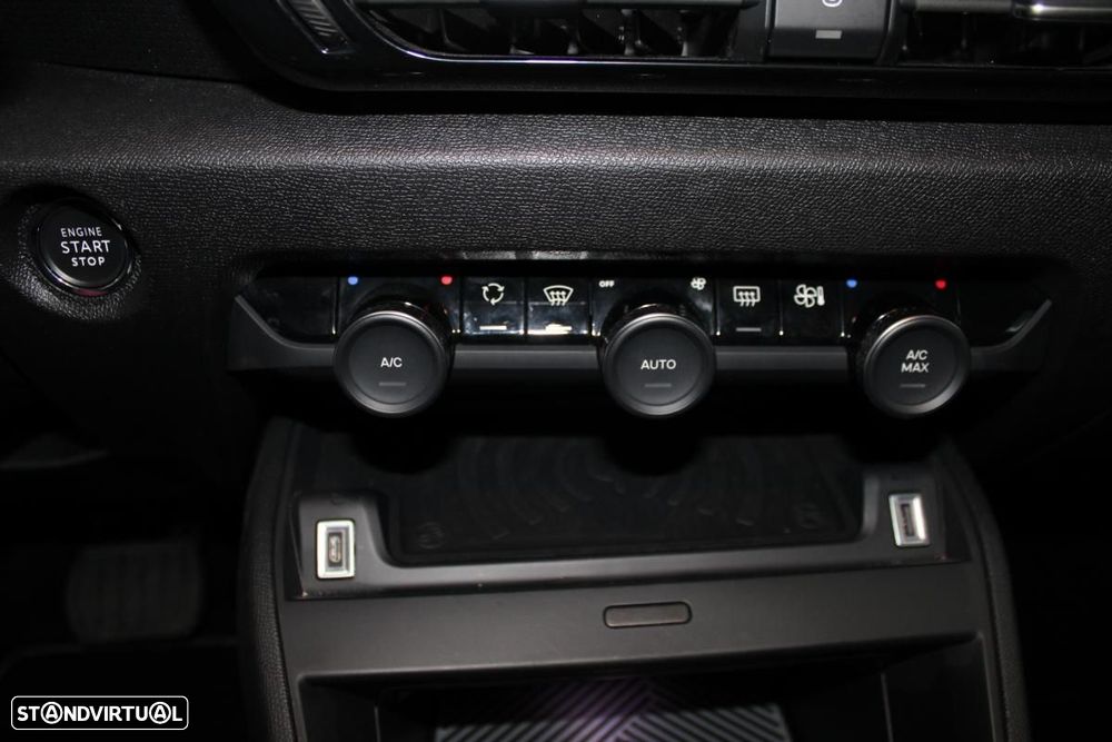 Citroën e-C4 X 54 kWh Autonomia Alargada Plus - 19
