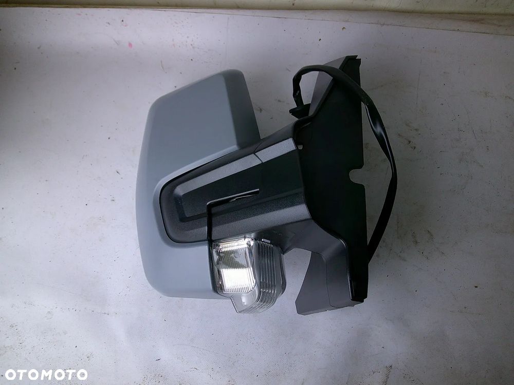 ford transit custom lusterko prawe eu 8 pin - 2