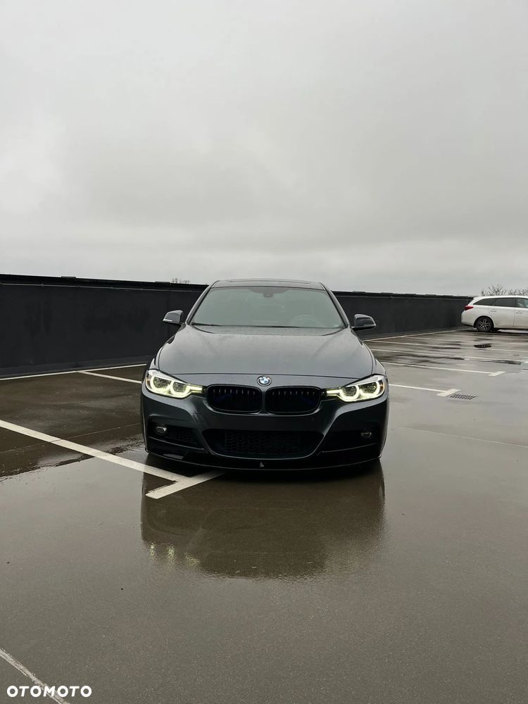 BMW Seria 3 340i xDrive M Sport - 27