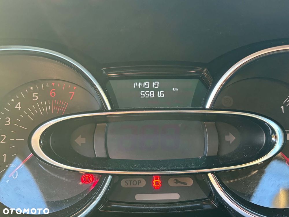 Renault Clio - 7