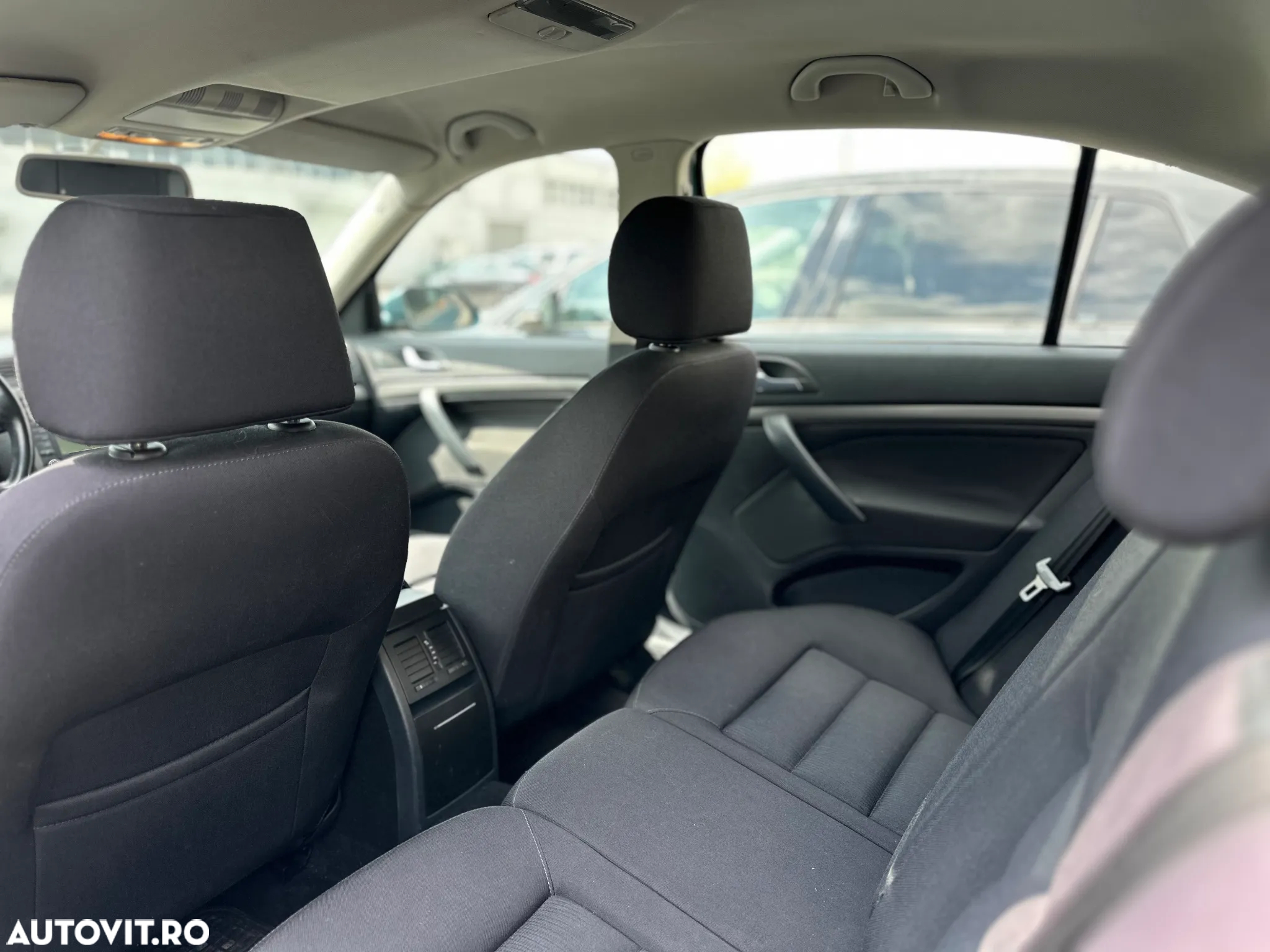 Skoda Octavia 1.6 FSI Elegance Aut - 14
