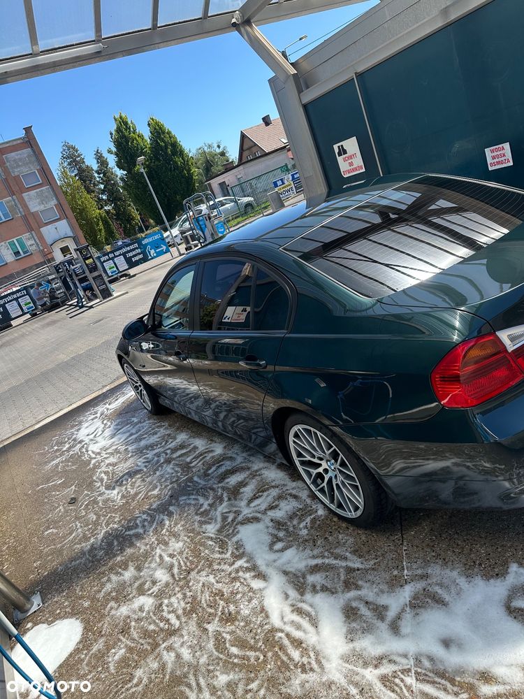 BMW Seria 3 318i - 2