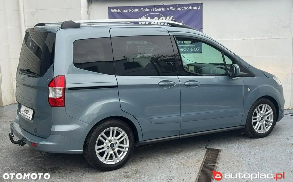 Ford Tourneo Courier - 25