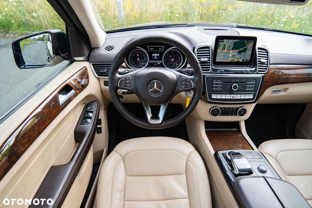 Mercedes-Benz GLE 350 d 4-Matic - 12
