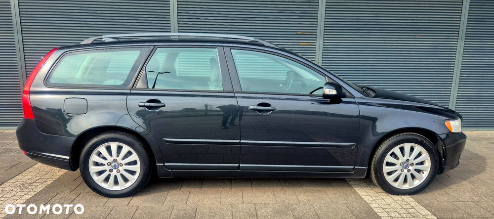 Volvo V50 - 2