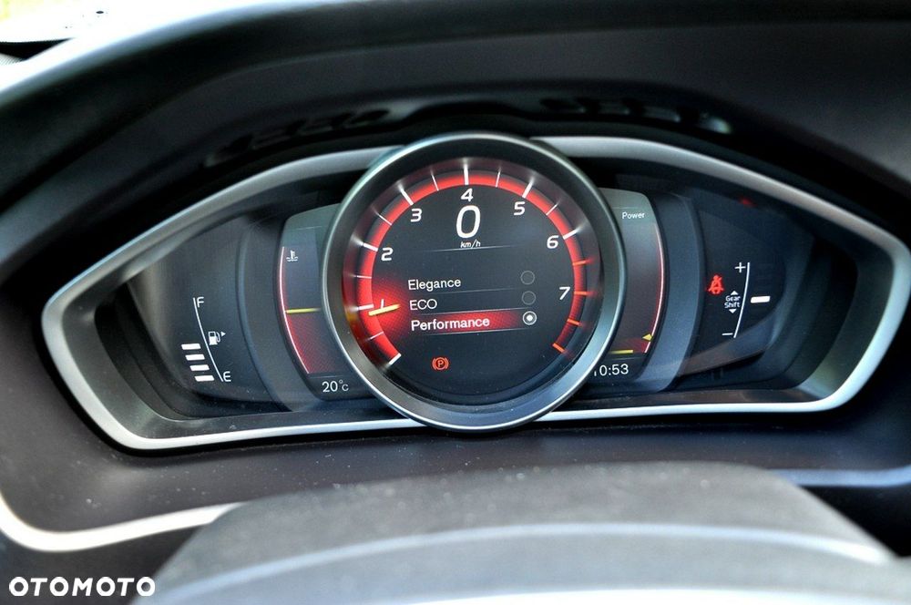 Volvo V40 T2 Summum - 23