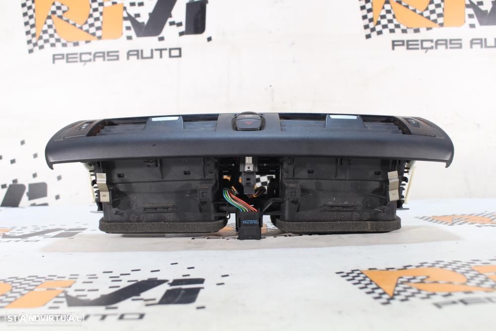 Arejador / Difusor De Ar Bmw 1 (F20)  927116 - Central Bmw F20 F21 F22 - 3