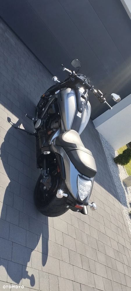 Suzuki Boulevard - 25