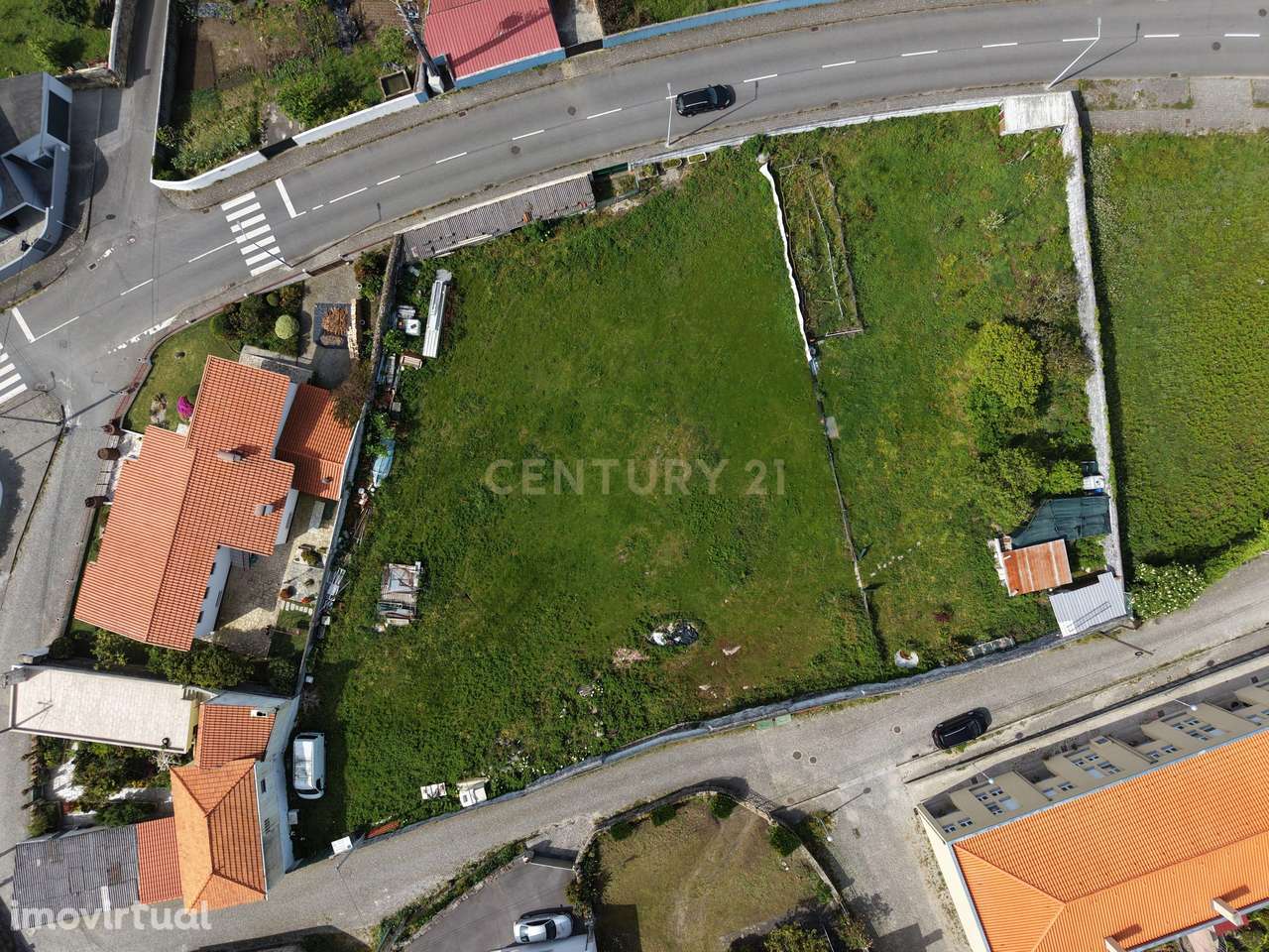 Terreno na Areosa com Vista Mar e Excelente Potencial de Investimento - Grande imagem: 3/4