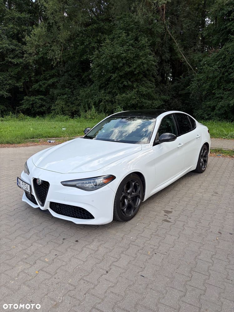 Alfa Romeo Giulia 2018 photo 3