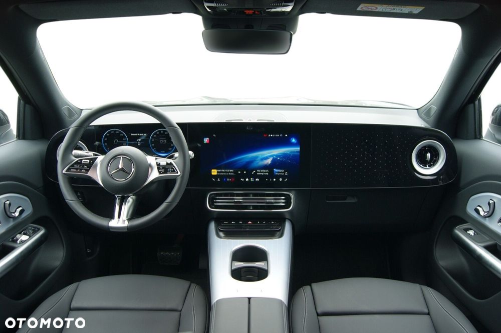 Mercedes-Benz GLB - 8