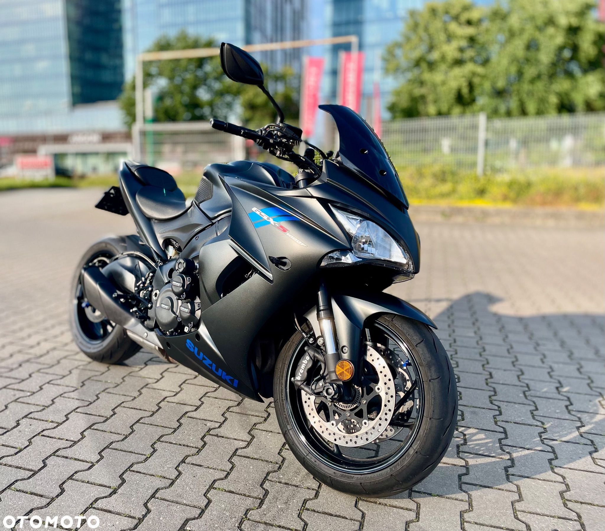 Suzuki GSX - 1