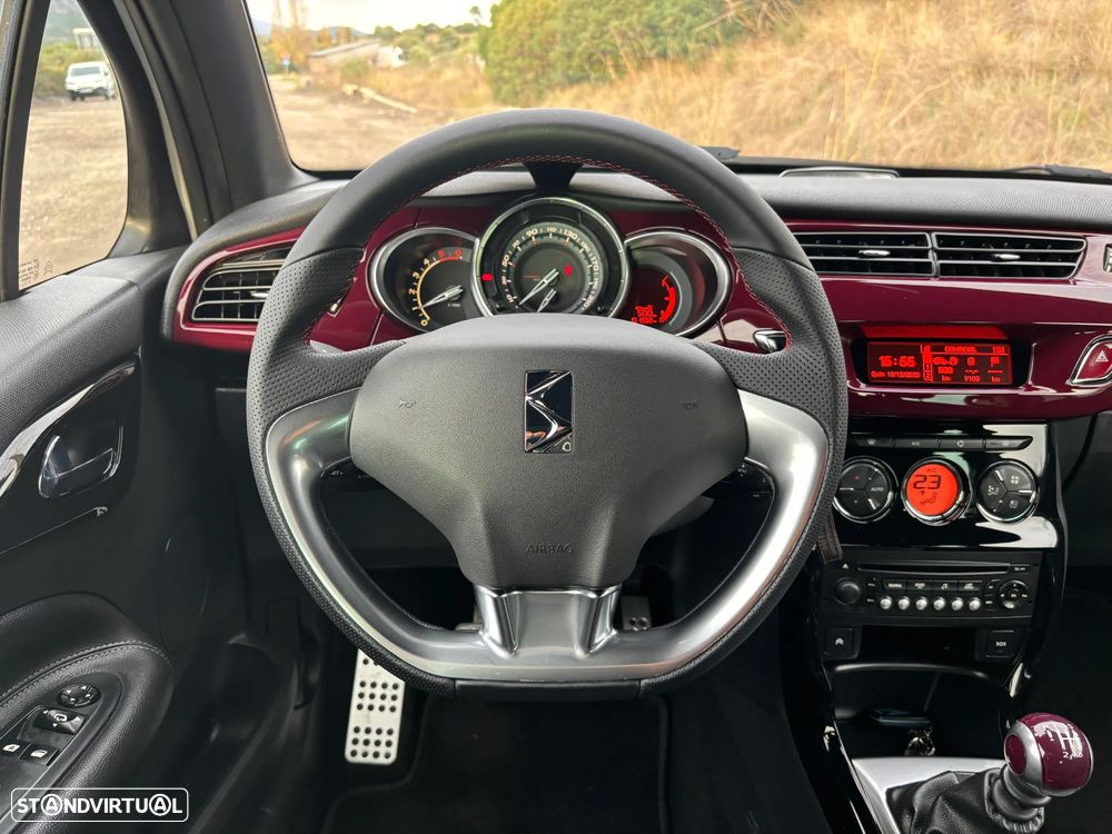 Citroën DS3 1.6 HDi Airdream Sport Chic - 11