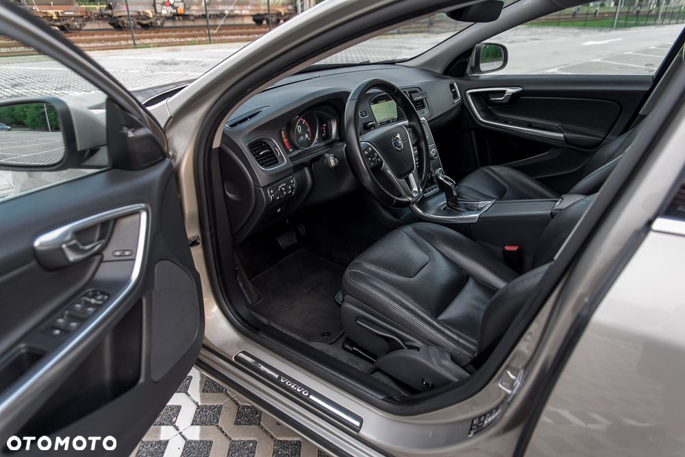 Volvo V60 - 23
