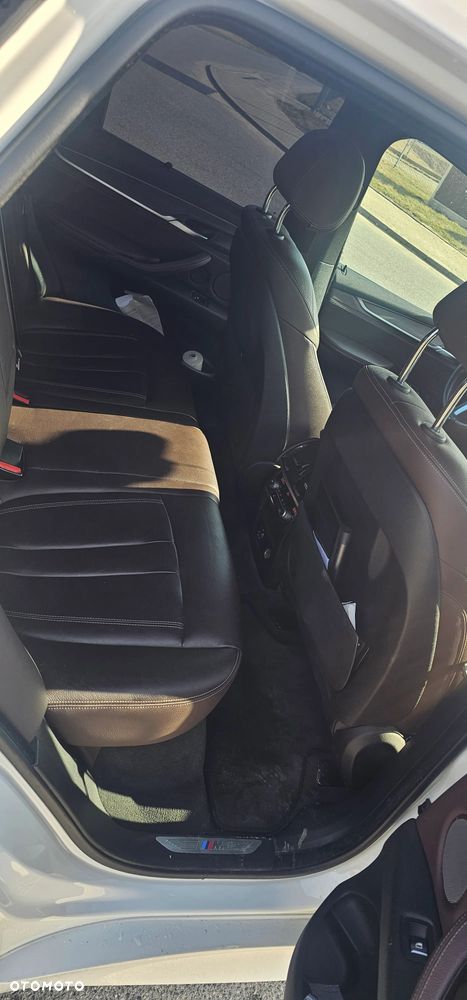 BMW X5 xDrive50i Sport-Aut - 11