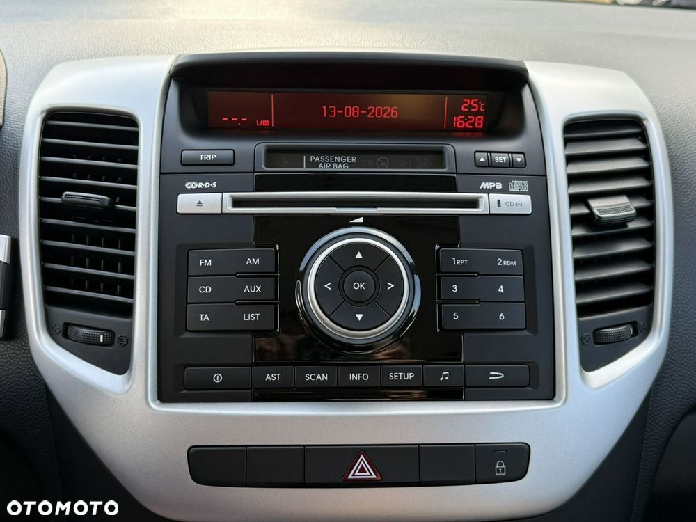 Kia Venga 1.4 CRDi M - 25
