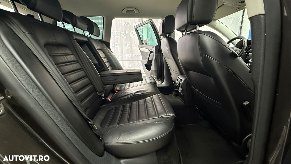 Volkswagen Passat 1.8 TSI Highline - 9