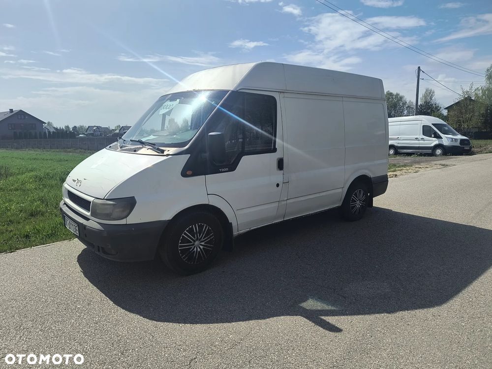 Ford Transit - 1