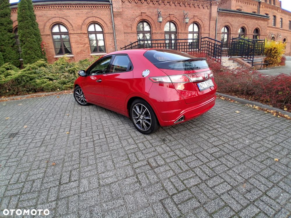 Honda Civic 1.8 GT Special Edition - 10