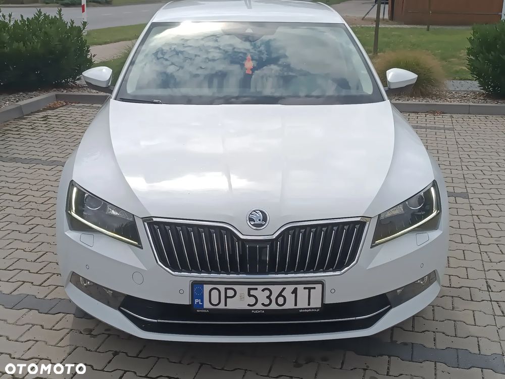 Skoda Superb 2.0 TDI 4x4 DSG Sportline - 10