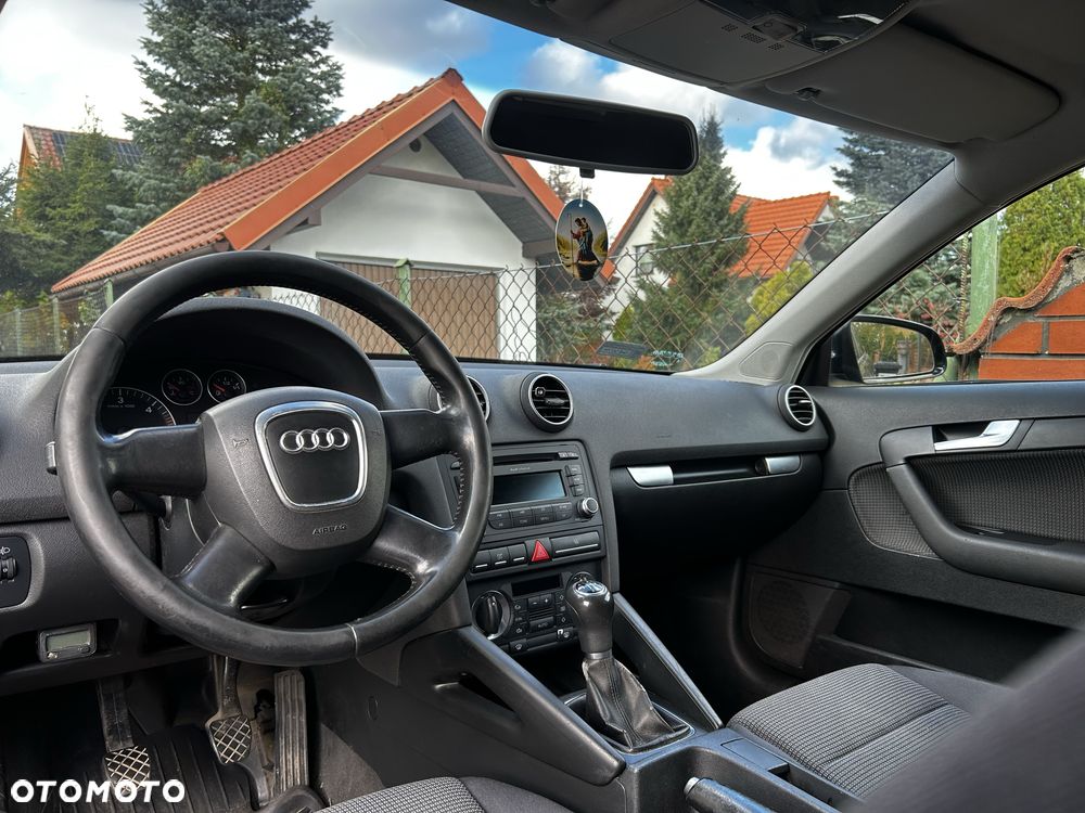 Audi A3 Sportback - 8