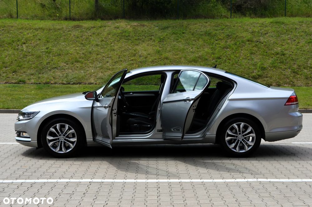 Volkswagen Passat 1.8 TSI BMT Comfortline DSG - 26