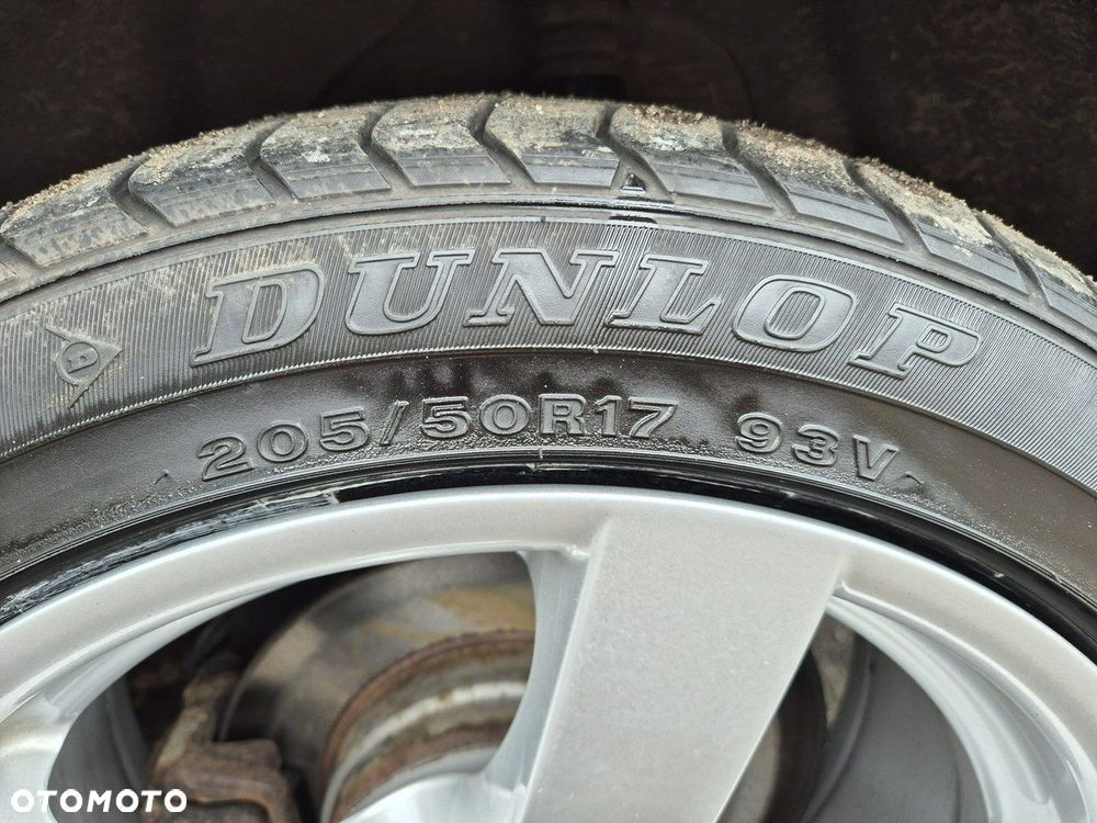 BMW Seria 1 116i - 26