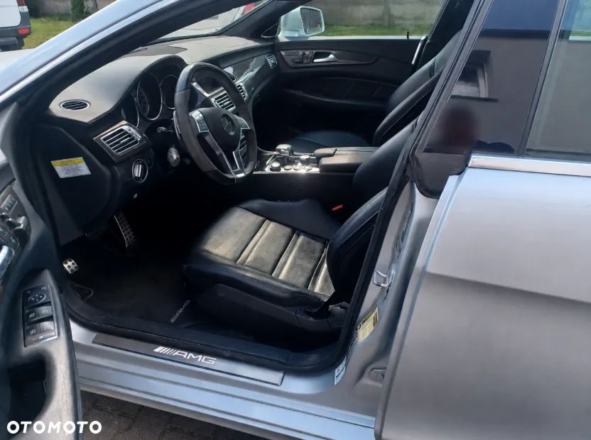 Mercedes-Benz CLS 63 AMG AMG SPEEDSHIFT MCT - 14