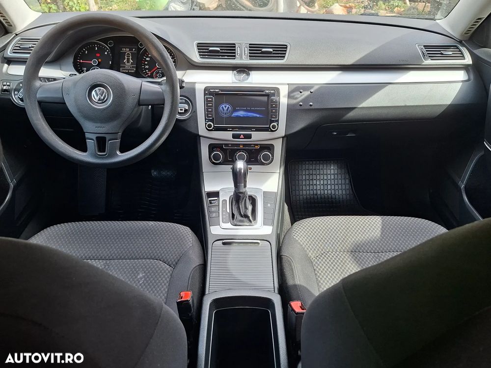 Volkswagen Passat - 14