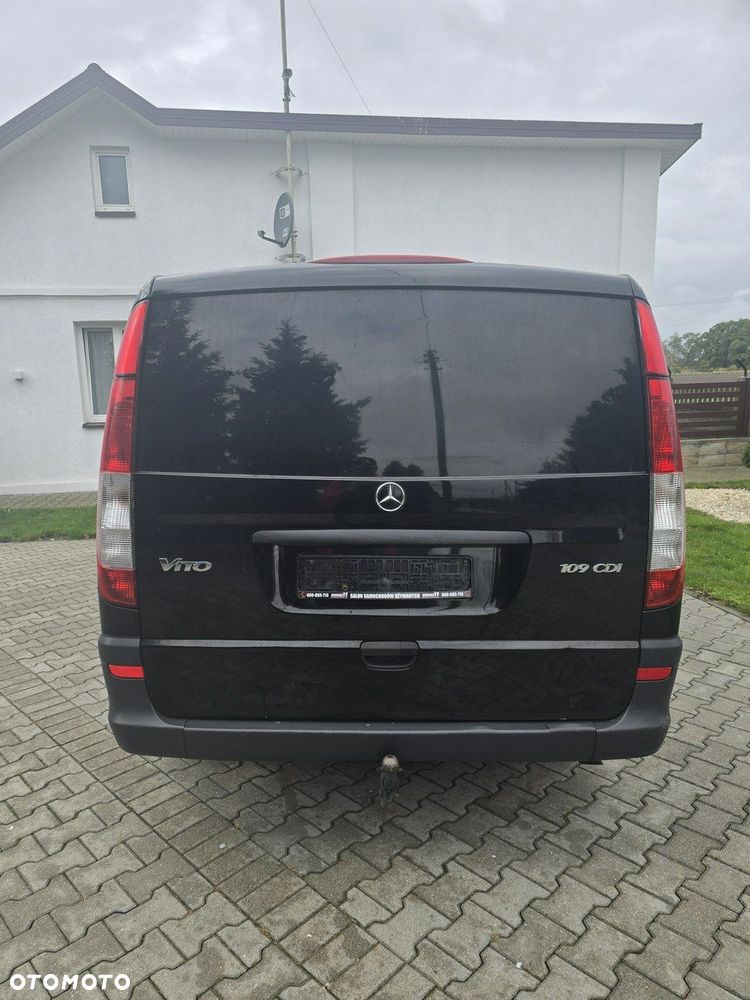 Mercedes-Benz Vito - 11
